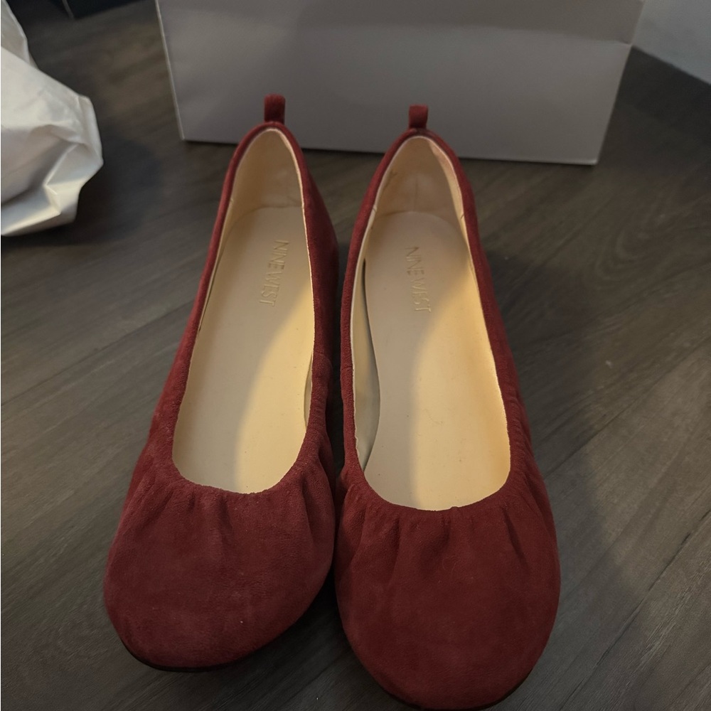Nine West Red Flats Classic Design